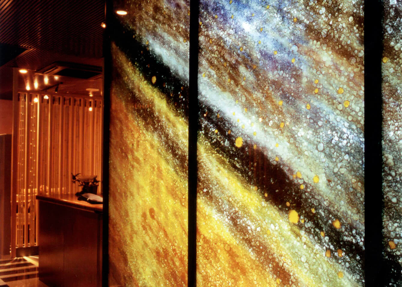Washi glass in a restaurant
