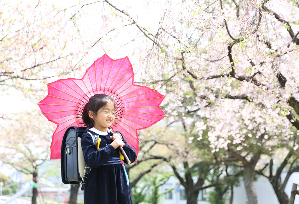 桜和傘