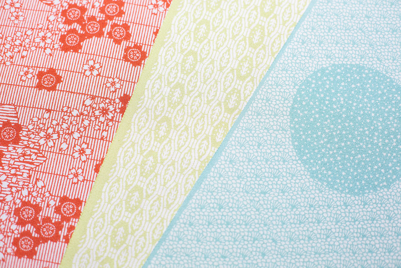 Textiles dyed with katagami that Ms. Nasu designed